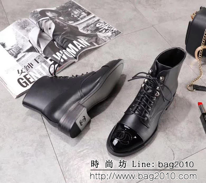CHANEL香奈兒 法國代購新款 巴黎漢堡系列 白色牛皮搭配黑鞋跟鞋頭 高幫鞋 QZS2181